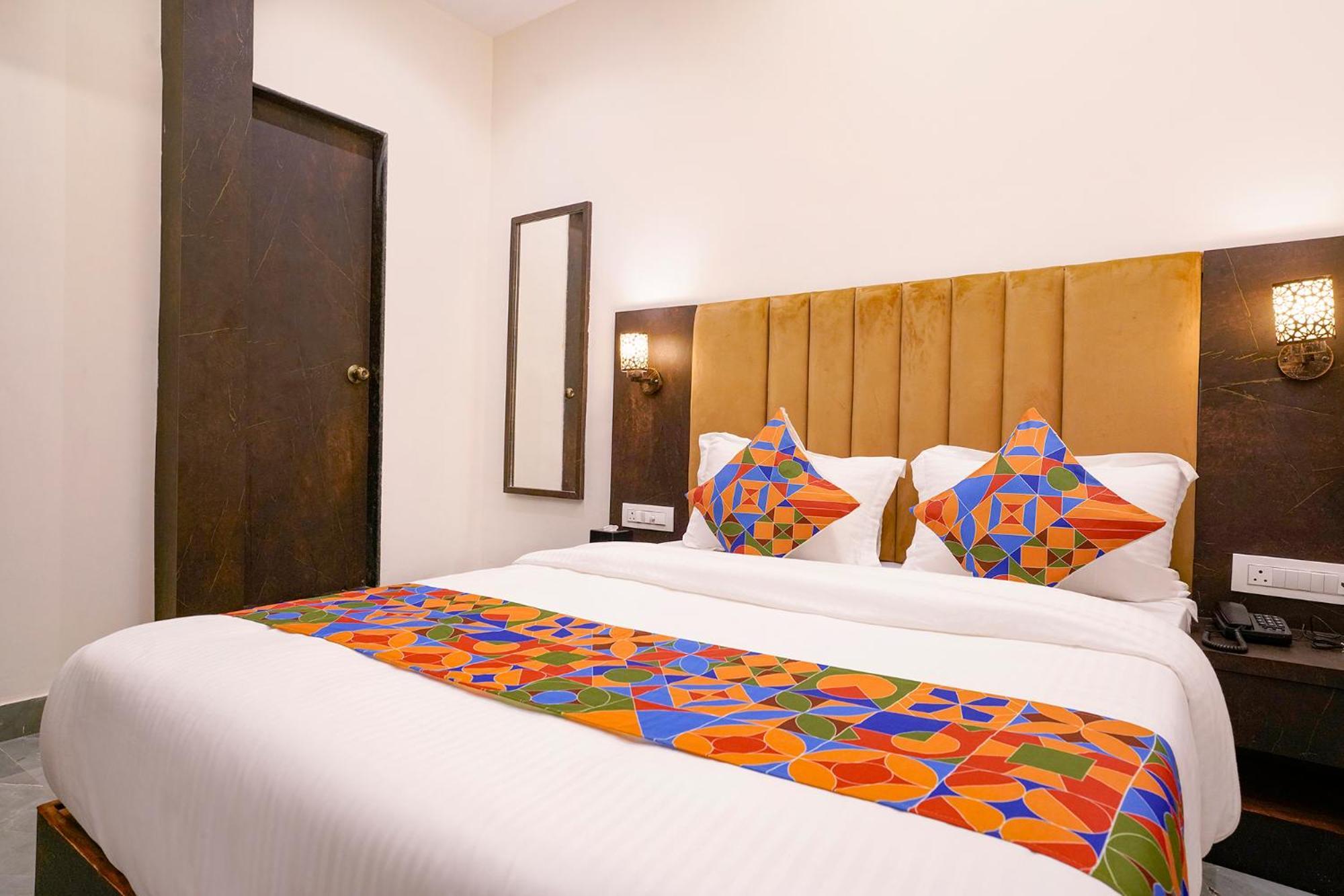Fabhotel Gateway Bombay Extérieur photo