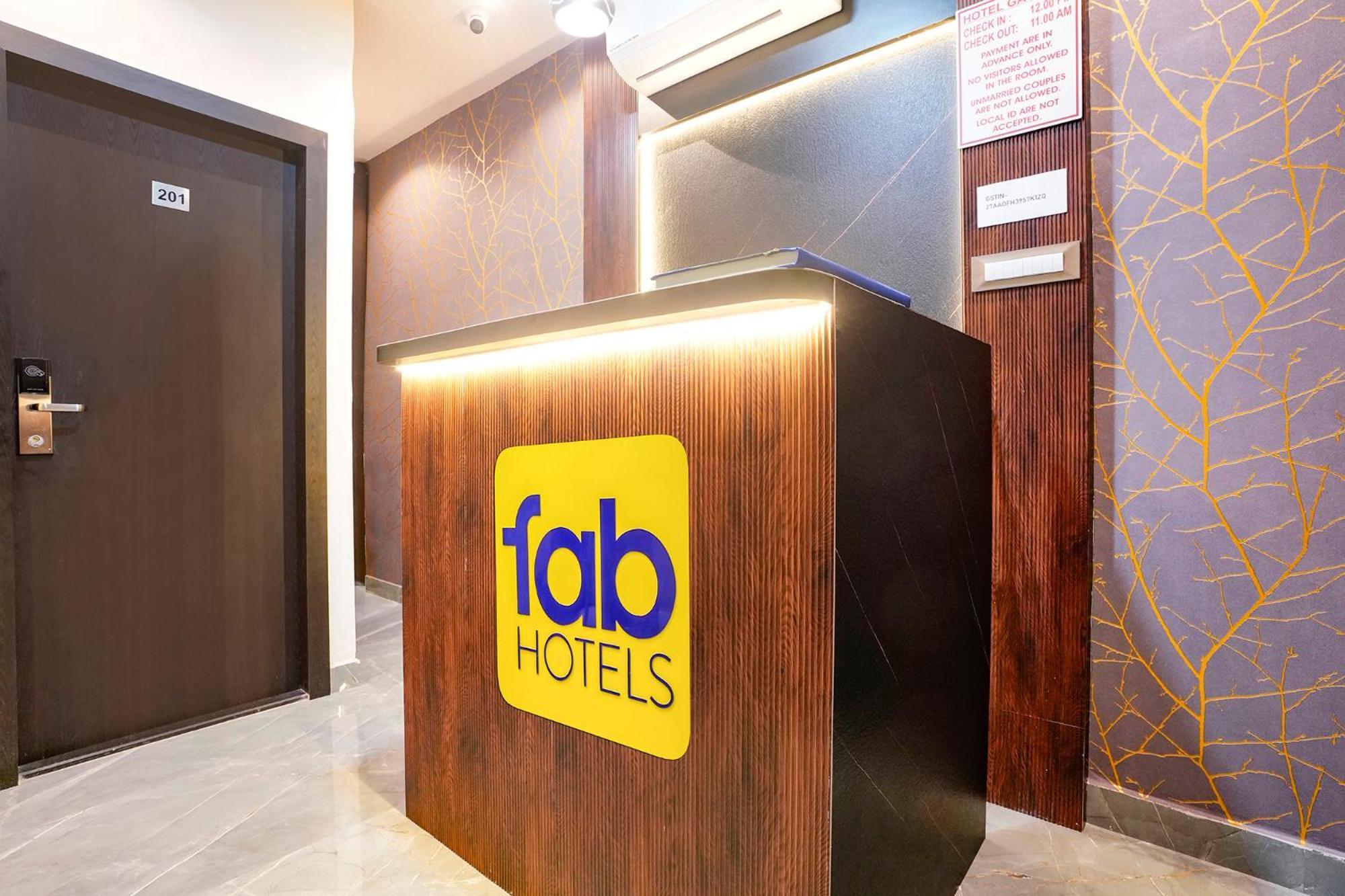 Fabhotel Gateway Bombay Extérieur photo
